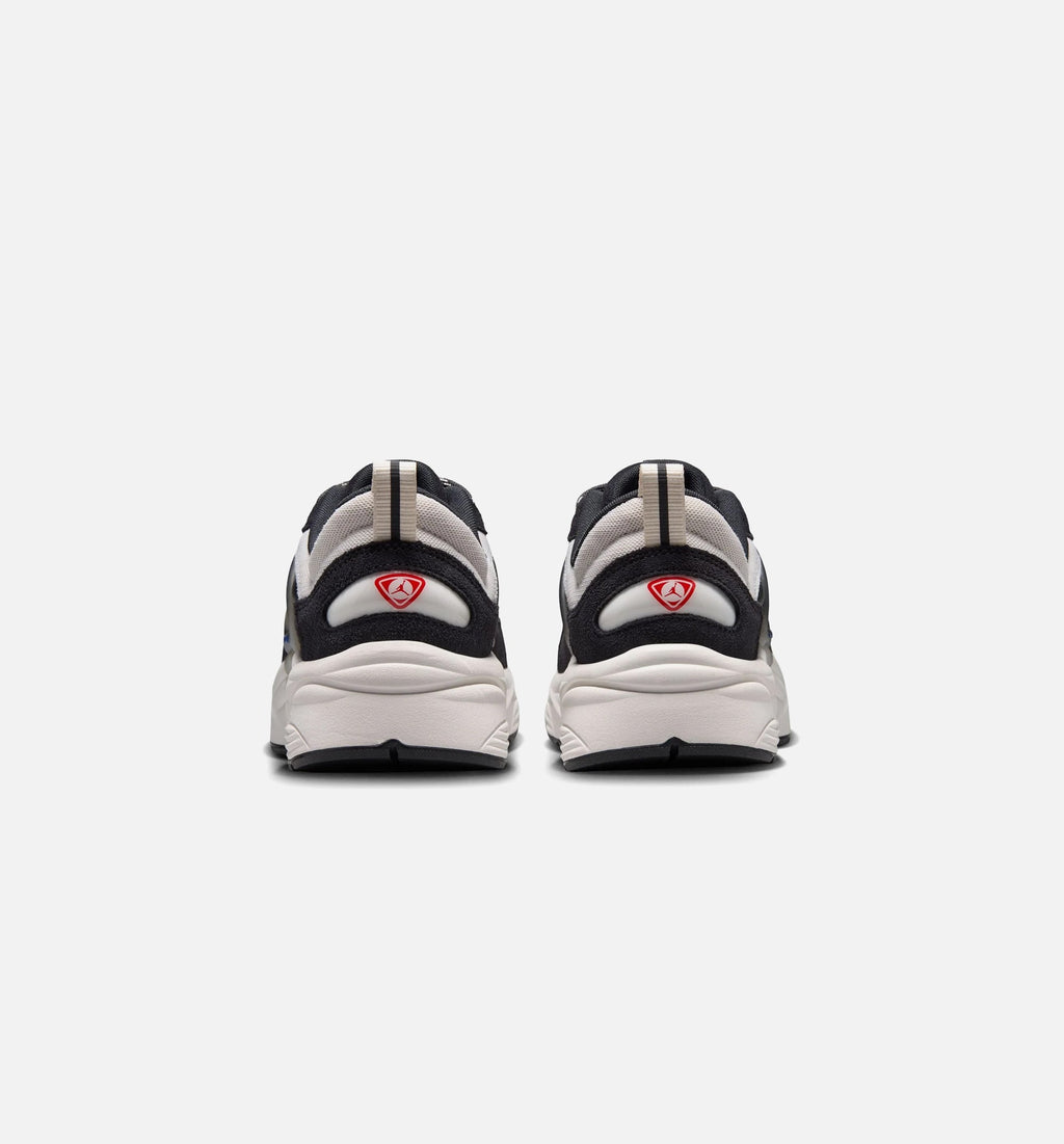 Trunner OS SE Men's Sneakers - Off Noir, University Red & Phantom