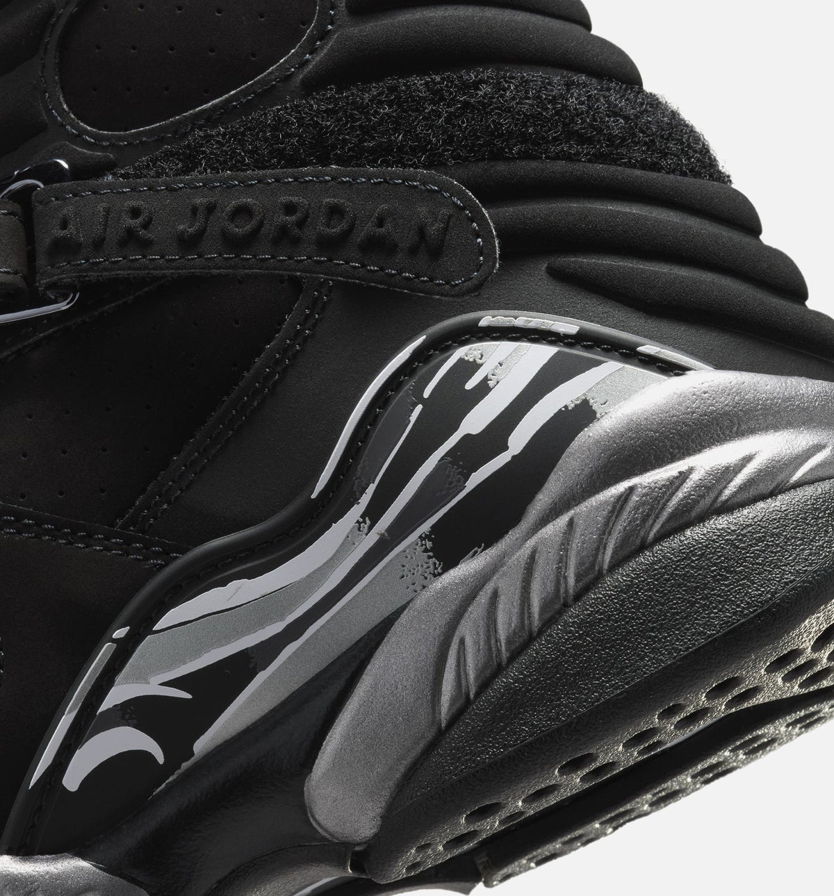 Air Jordan 8 Retro Chrome Grade School Sneakers - Black & Light Graphite