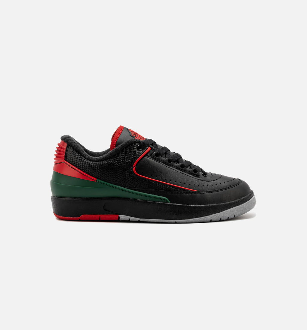 Air Jordan 2 Retro Low Christmas Grade School Sneakers